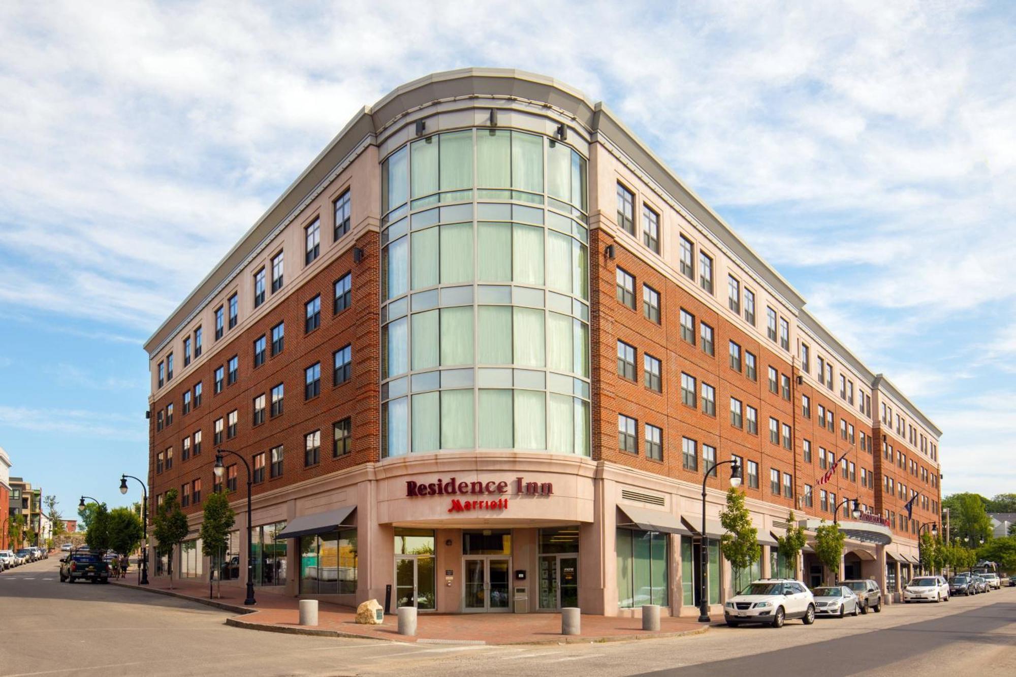 Residence Inn Portland Downtown Waterfront Exterior photo